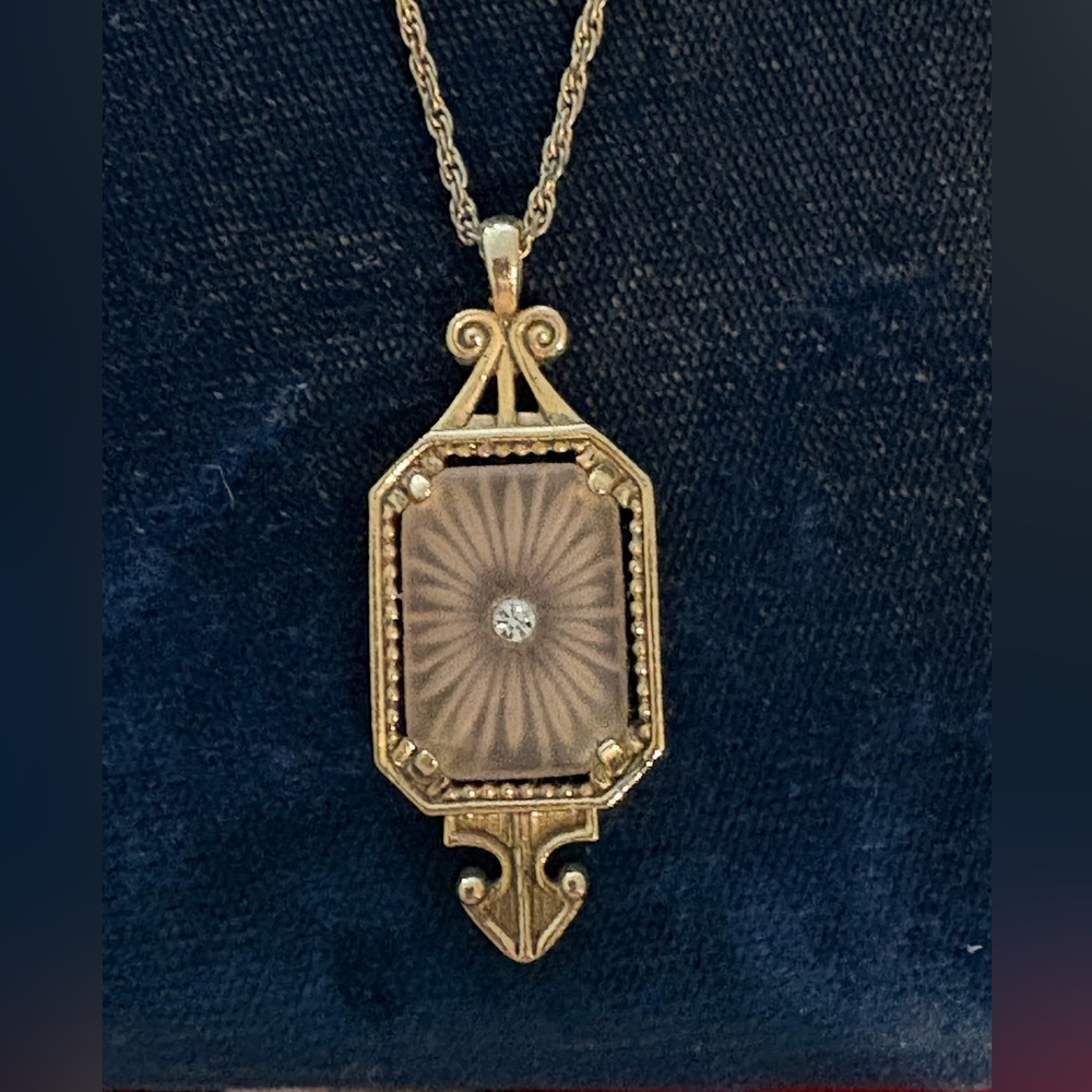 Vintage Avon Pink Camphor Glass Pendant Necklace 18”